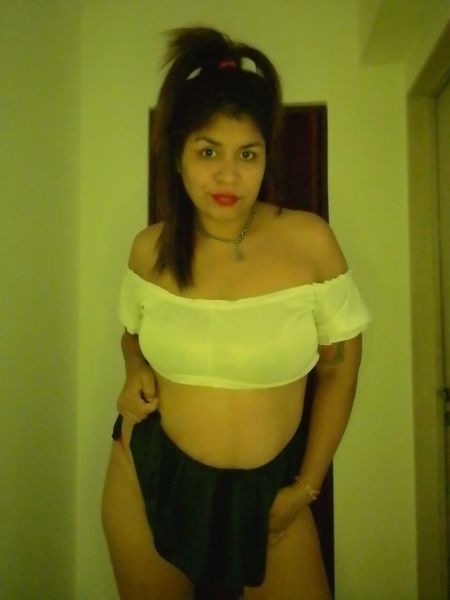 Mi servicio es convencional incluye besos mimos poses bucal garganta profunda