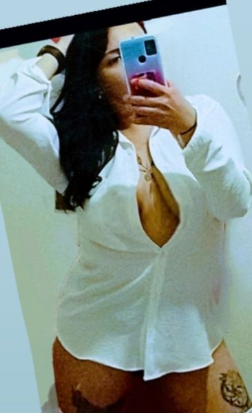 Soy una morochita con nivel exclusivo muy amante del sexo. Y mimosa en todo momento, de muy buenas higene. Y con un cuerpo espectacular. No te voy hacer perder ni un minuto cuando estemos en la cama