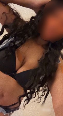Hey gentlemen I’m Kashmir
❤️If Its What You Want ,Than Its Worth It ALL❤️ 

I'm a warm-hearted Goddess with a fiery, sensual, and passionate soul!  I'm full of light and laughter.  You'll feel immediately at ease in my presence. I'm a genuine person who'll create that real connection you're seeking.  Let me whisper my seduction songs into your ear and Arouse your senses...
 
Together, we'll create a romantic escape that will stimulate you; Mind, Body, Spirit and Soul!  My phenomenal skills, attitude and eyes will have you mesmerized!
 
You'll find that I make every setting comfortable and immaculate. I'm truly Charismatic, fitting into any social situation.  I cater only to those gentlemen seeking the highest, elite experience available regardless of genre... I look forward to meeting you!
 
I give priority to longer encouragements where our chemistry can slowly grow and combust - real luxurious sessions.  Shorter sessions - well this Body will provide all the heat you need.
 
Good vibes are contagious!. 
 
*Available 24/7
*Overnights
*Dinner dates